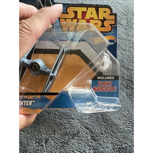 Star Wars Hot Wheels Starship Tie Fighter And Flight Navigator 2014 Mattel New - Picture 6 of 8